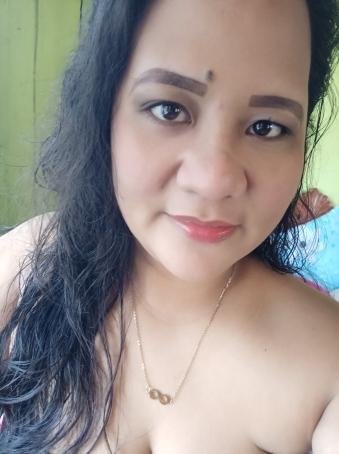 Marie Dimdam, 28, Philippines
