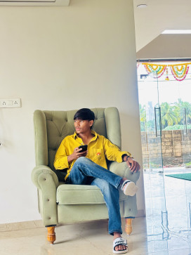 Bike Miss, 18, India