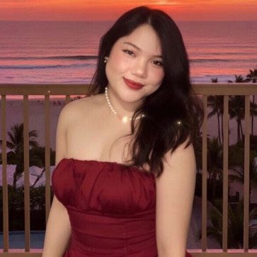 Queen, 20, Philippines