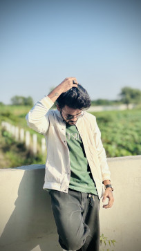 Mehsana Group, 18, India