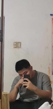 James, 20, Philippines