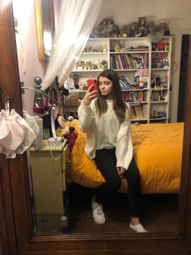 Adriana, 18, United States