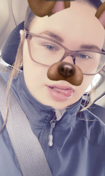 Emily, 18, Australia