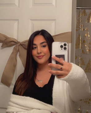 Lovely, 19, United States