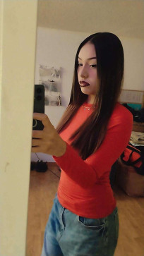 Chey, 18, United States