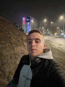 Darius Grigorescu, 18, Romania