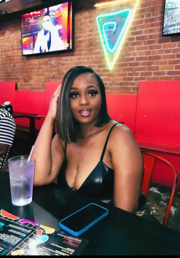 Jane Wilson, 35, United States