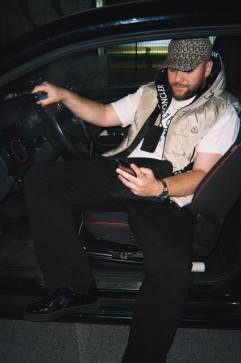 Elevation Teazyy, 25, Germany