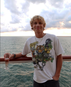 Misha Goth, 19, United States