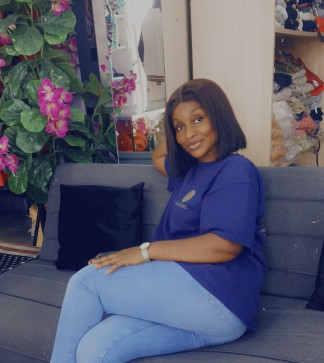 Grace, 40, United States