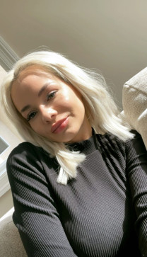 Amanda, 29, United States