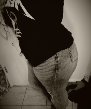 Vanessa, 18, United States