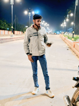 Akram Khan, 20, India