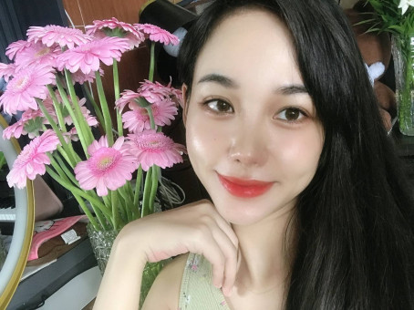 Avril Anna, 35, Germany