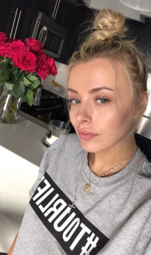 Ella, 29, United States