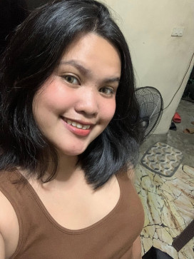 Joyce Dionisio, 22, Philippines