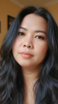 Amor, 39, Philippines