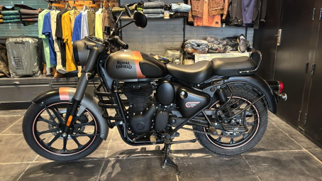 Lovishmeee, 33, India