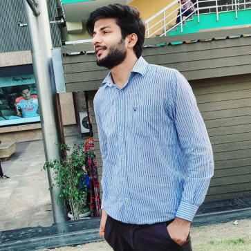 Yunus Khan, 25, India