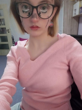 Meli Novak, 18, Czech Republic