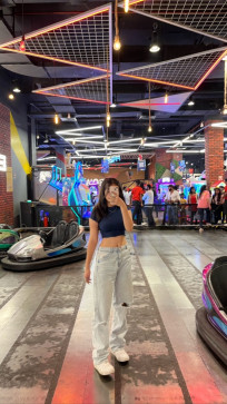 Anjaliiii, 18, India