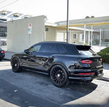 Gino, 25, United States