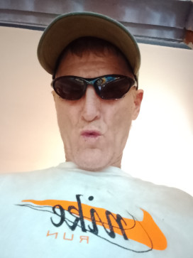 Loves2farku, 42, Australia