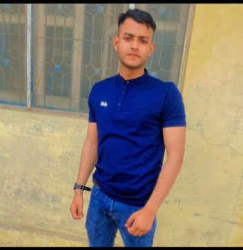 Ravi Raj, 25, India