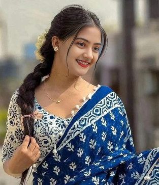 Head Linens, 21, India