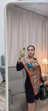 Sofia, 32, United Kingdom