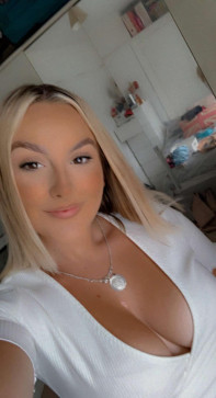 Ellis, 19, United Kingdom