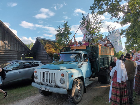 GoodNameForChat, 29, Estonia