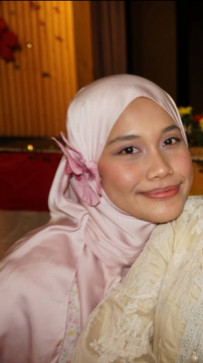 N, 24, United Kingdom