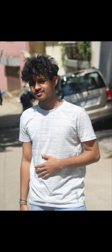 Karthi Vichu, 18, India