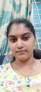 Padmapriya Padma, 18, India
