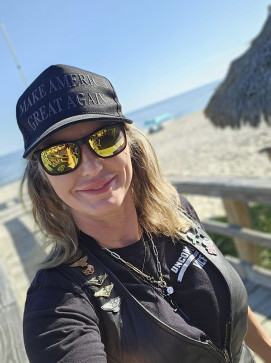 Tinarice820, 45, United States