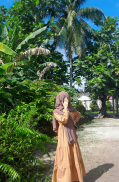 Tofuu, 85, Indonesia