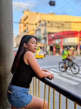 Kenlie Gadin, 26, Philippines