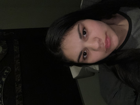 Bella Lovelace, 19, United States