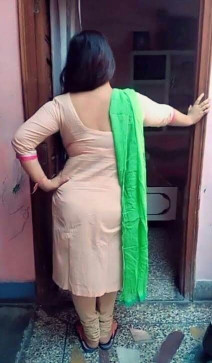 Navpreet Kaur, 32, India