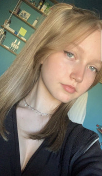 Avas27, 19, Netherlands