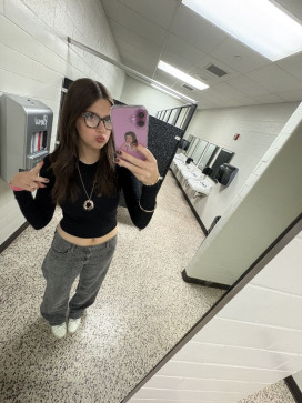 Anyaaaagraceee, 18, United States