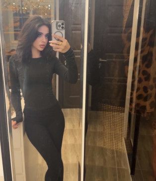 Urarxbhxe, 21, Bahrain