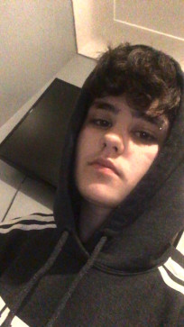 Finn Morris, 18, United Kingdom