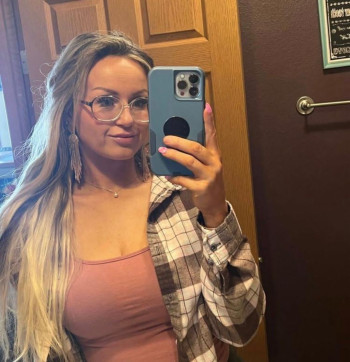 Janessa, 34, United States