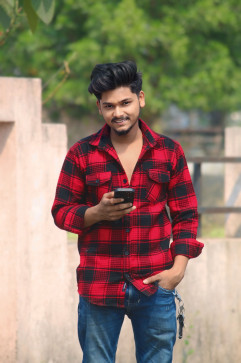 Lucky, 23, India