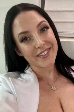 Victoria Paul, 18, United States