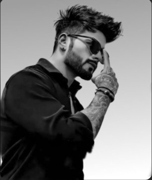 Roxy Ki Rndi Maa, 23, India