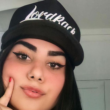 Victoria, 38, United States