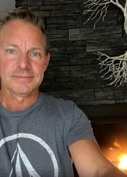 Jacob, 51, Canada